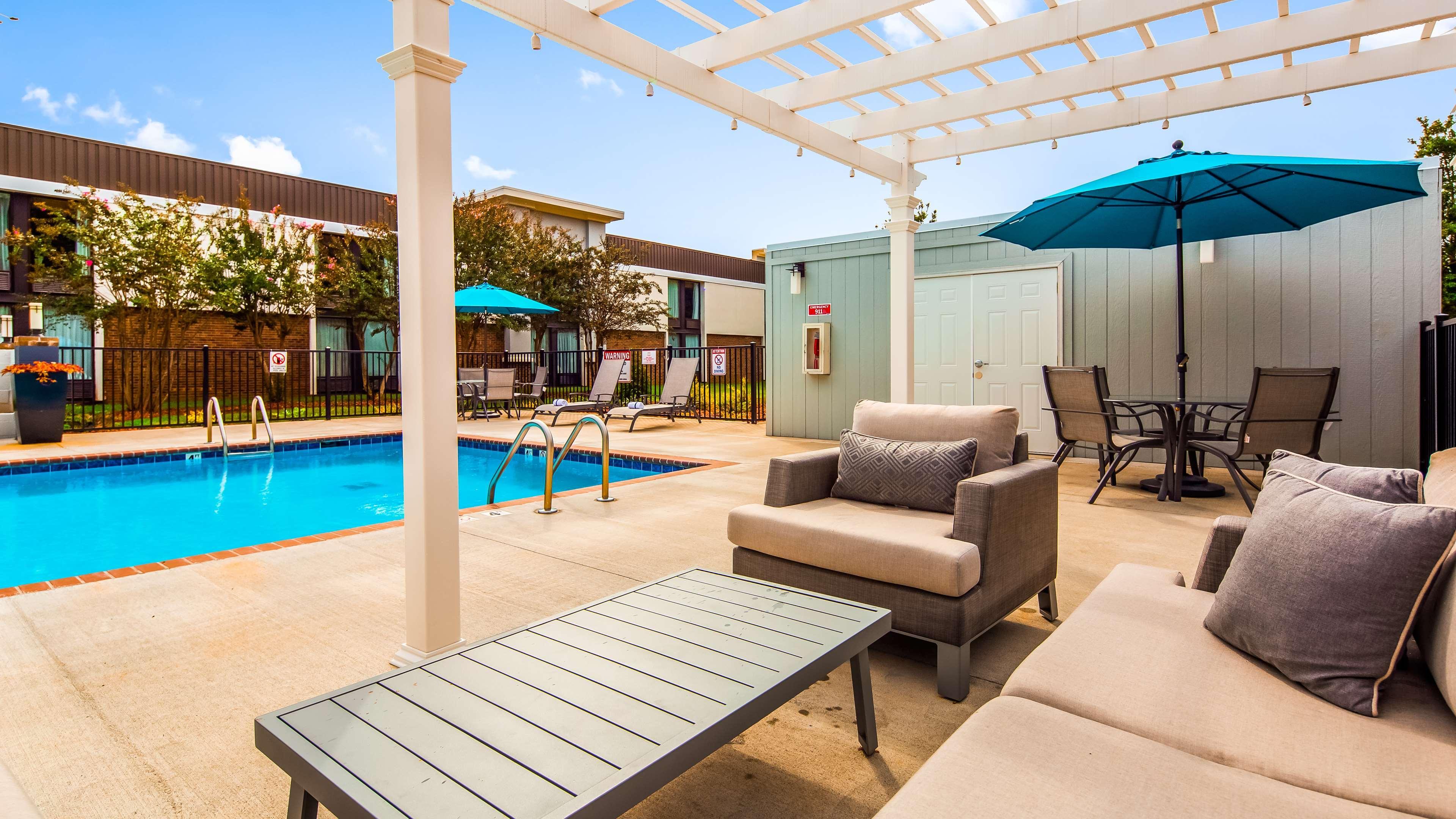Best Western Plus Yadkin Valley Inn & Suites Jonesville Zewnętrze zdjęcie